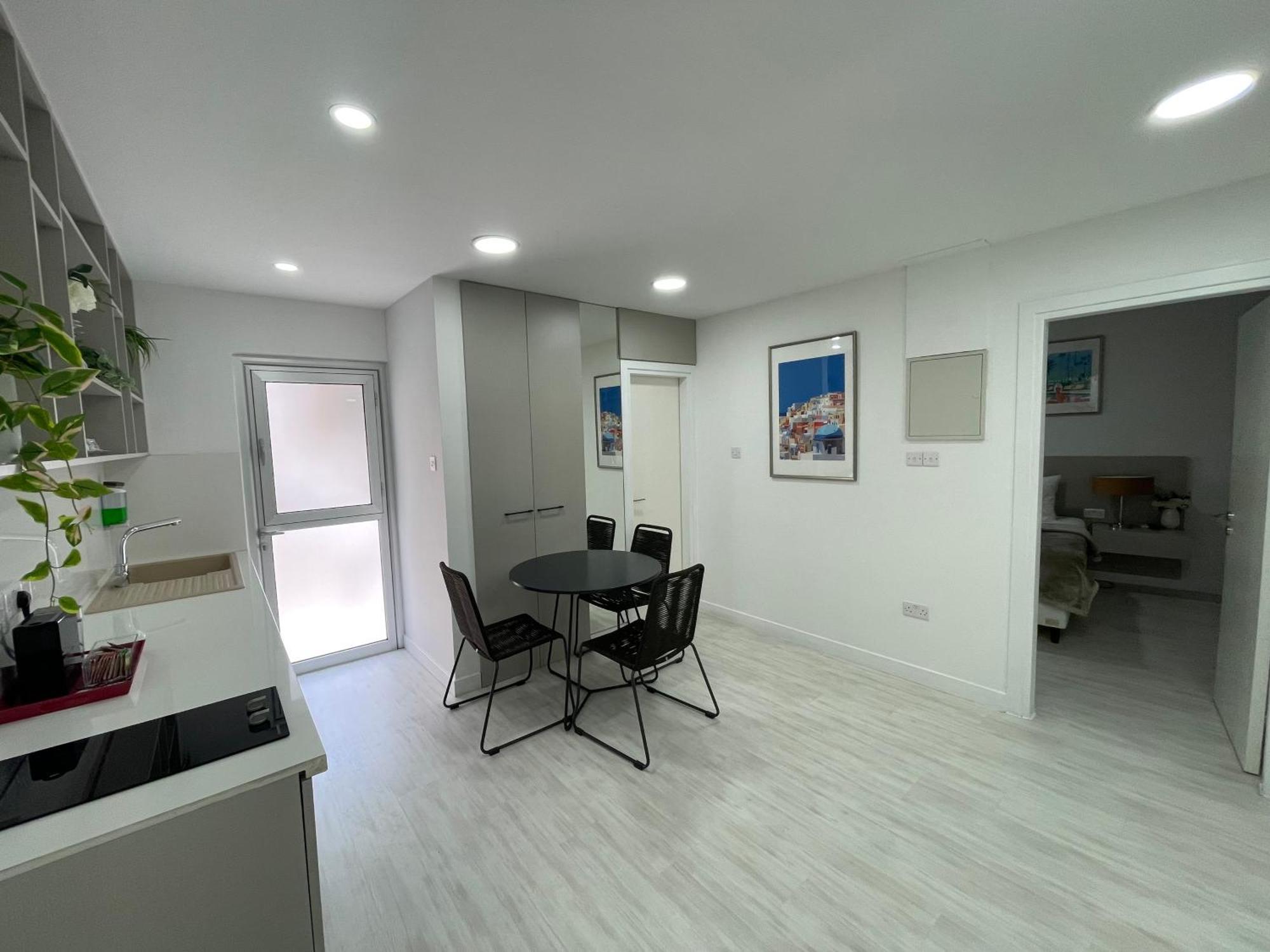 لارنكا Levante Holiday Apartments المظهر الخارجي الصورة