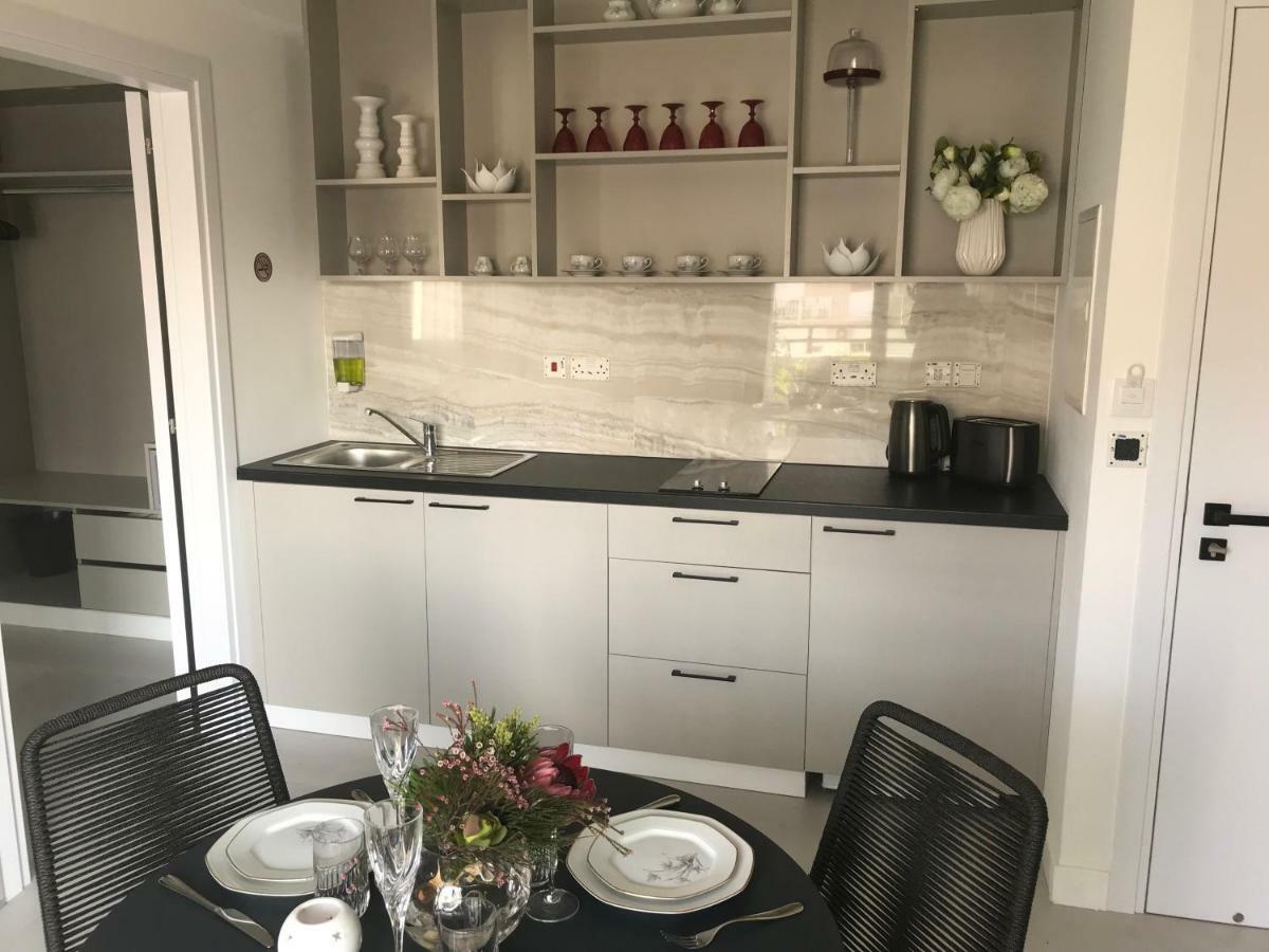 لارنكا Levante Holiday Apartments المظهر الخارجي الصورة